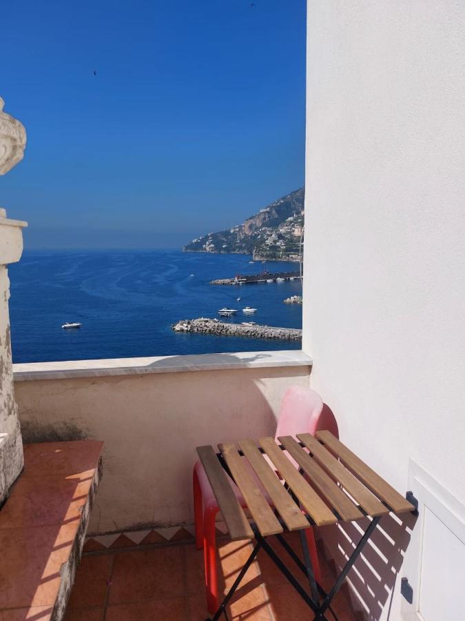 La Stanza Sul Porto Di Amalfi Camera Piccina Piccina Con Bagno Privato E Terrazzino Vista Mare Exterior photo